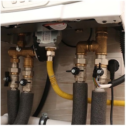 Комплект трехходового крана Skat для подключения бойлера 