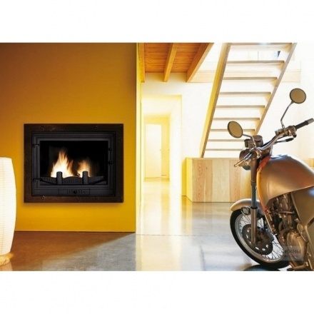 Каминная топка Invicta 700 PRIMO с шибером