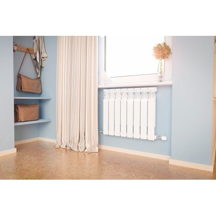 Радиатор биметаллический Lammin ECO BM-500 в интерьере