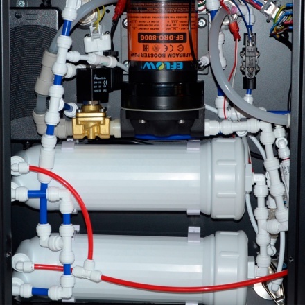 Система обратного осмоса Гейзер Маэстро 4000