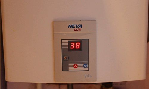 Газовый водонагреватель Нева